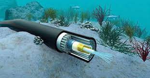 Undersea internet cables s laying(图1)